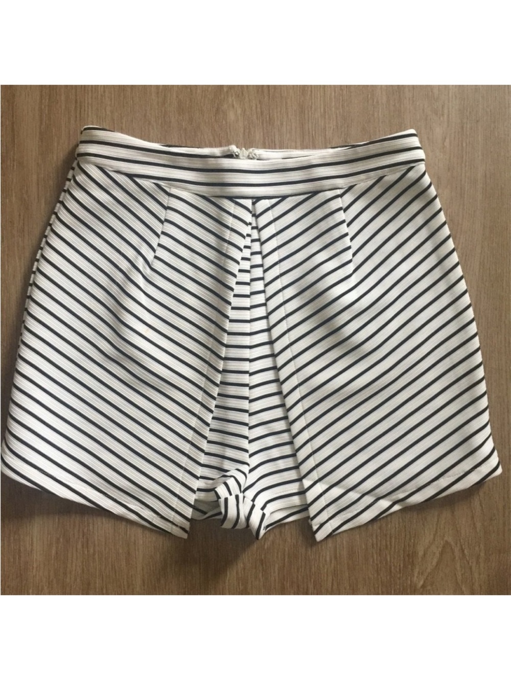 Rehab White and Black Striped Women’s Skort